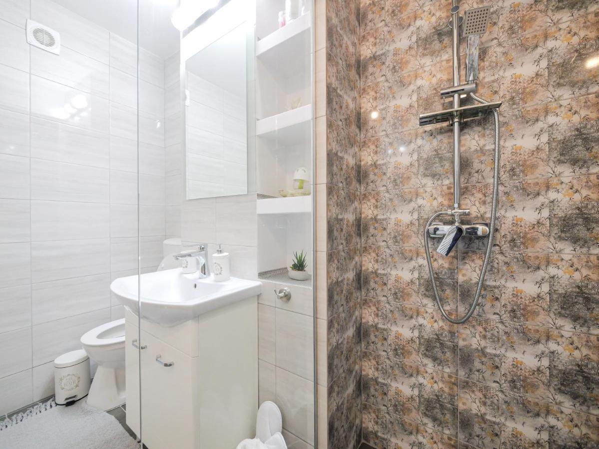 Luxury Ultracentral Árgyasudvarhely Kültér fotó